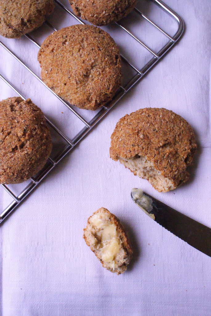 Coconut milk and sesame seed bread rolls